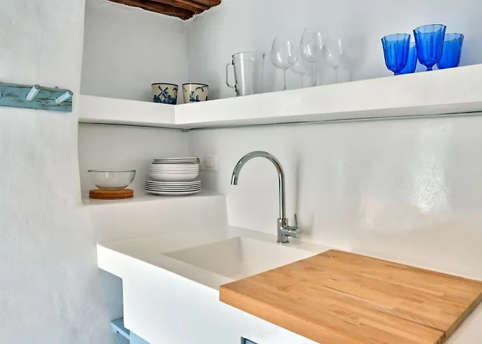 Brunella Paros Casa de Férias